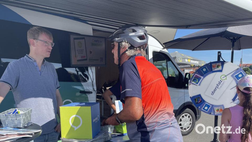 Die Redaktion von Oberpfalz-Medien war am Freitag "on Tour" in Vohenstrauß, um mit Leserinnen und Lesern ins Gespräch zu kommen. Bild: Paulina Schmidt