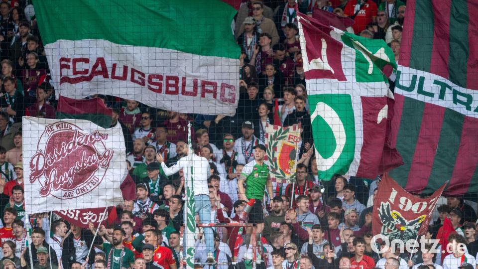 Der FC Augsburg beginnt am 13. Juli mit seiner Sommervorbereitung. (Archivbild) Bild: Soeren Stache/dpa