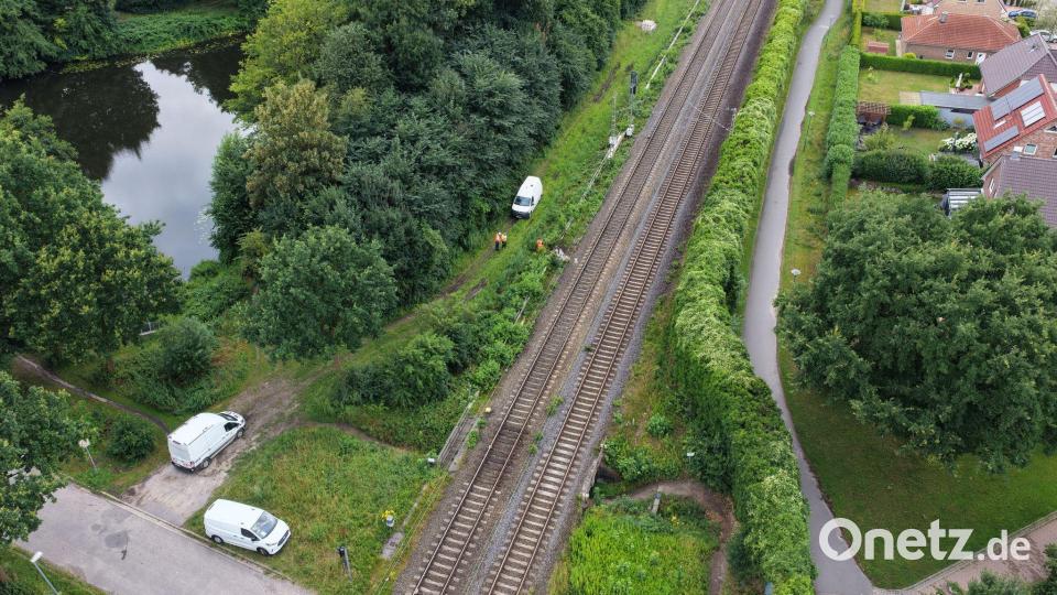 Unklar war zunächst, wie lange die Sperrung dauern wird. Bild: Sebastian Peters/NEWS5/dpa