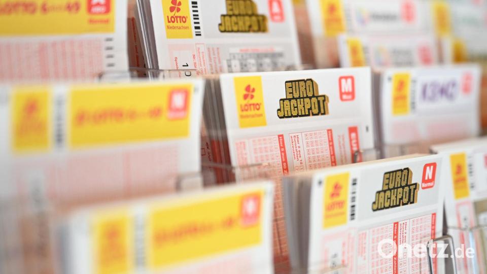 Die Regeln bei klassischem Lotto und beim Eurojackpot sind nicht gleich. Der Gewinn wird anders ausgeschüttet. (Archivbild) Bild: Shireen Broszies/dpa
