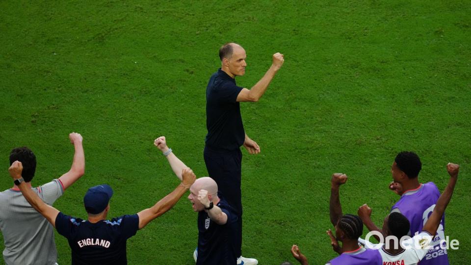 Thomas Tuchel (M) hat bei der WM viel Grund zum Jubel. Bild: Nick Potts/PA Wire/dpa