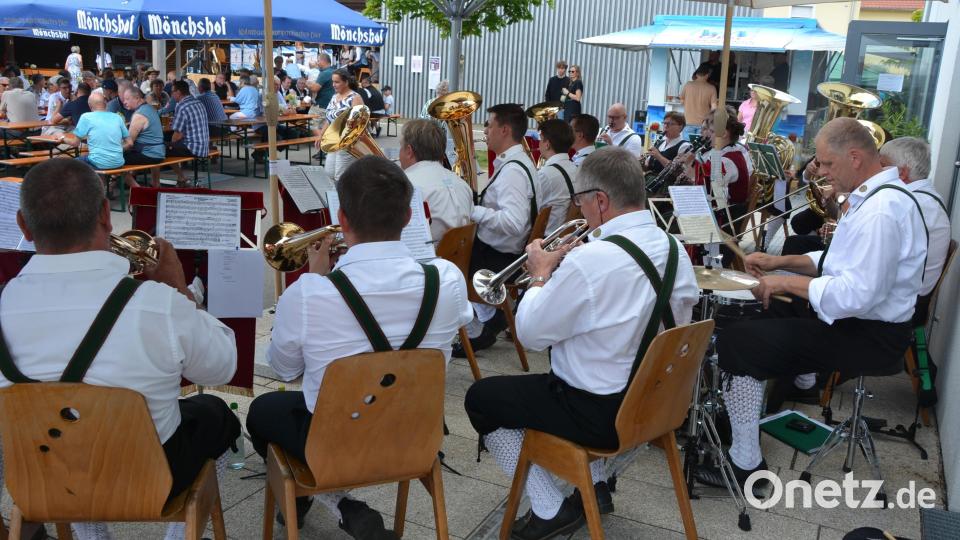 Die Blaskapelle Ernestgrün feiert 60-jähriges Bestehen. Bild: Josef Rosner