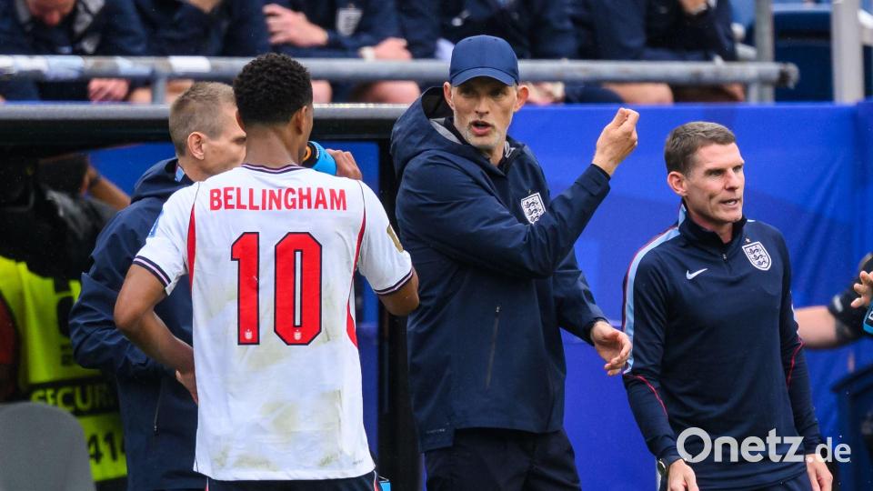 Thomas Tuchel und Jude Bellingham haben mitunter ihre Probleme miteinander. (Archivbild) Bild: Tom Weller/dpa