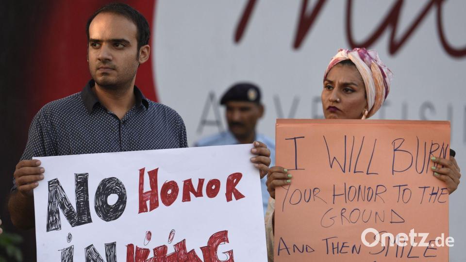 Nach dem Mord an Qandeel Baloch entzündete sich in Pakistan eine lautstarke öffentliche Debatte. (Archivbild) Bild: picture alliance / dpa
