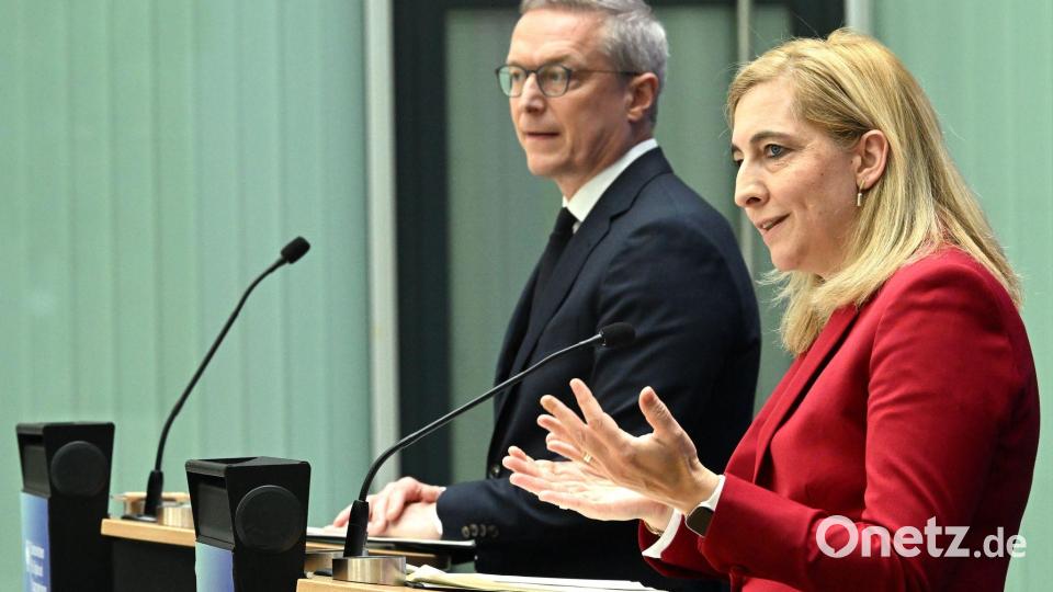 Digitalisierung ist nicht nur für den Digitalminister der Schlüssel zum Erfolg, sondern auch für die Gesundheitsministerin. Bild: Soeren Stache/dpa