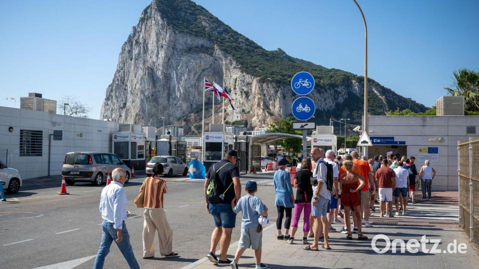 Spanien betrachtet Gibraltar als britische Kolonie. Bild: Marcos Moreno/AP/dpa