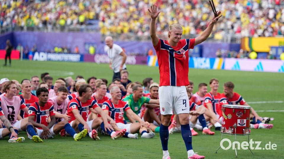 Die Norweger um Haaland ruderten durch die WM. (Archivbild) Bild: Frank Franklin II/AP/dpa