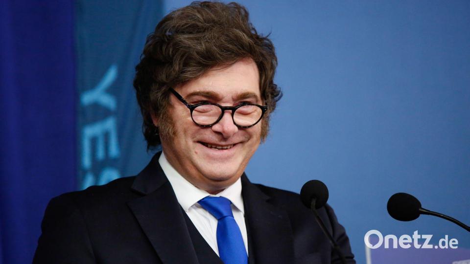 Argentiniens Präsident verzichtet auf einen Finalbesuch - aus Aberglauben. (Archivbild) Bild: Kena Betancur/AP/dpa