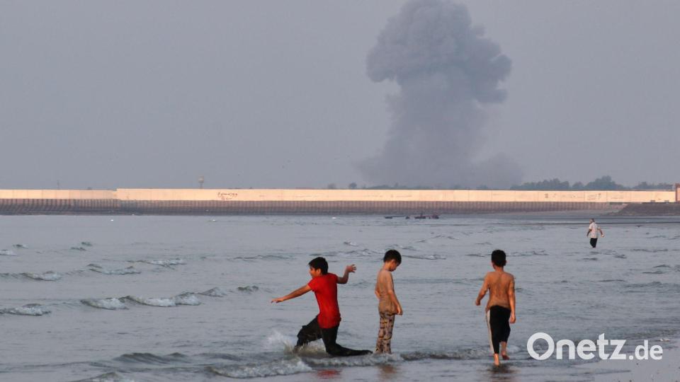 In der Nacht hat das US-Militär wieder Ziele im Süden des Irans und im Landesinnern angegriffen. (Archivbild) Bild: Razieh Poudat/ISNA via AP/dpa