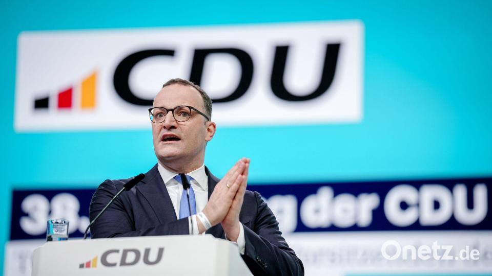 CDU-Politiker Jens Spahn muss sein mächtiges Amt als Fraktionschef abgeben. Bild: Kay Nietfeld/dpa