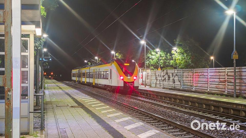 In diesem Regionalzug kam es zu der Prügelei. Bild: Melanie Keul/EinsatzReport24 /dpa