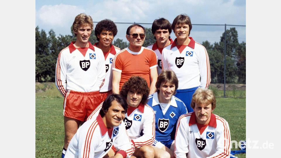 Kevin Keegan (M) mit früheren Teamkollegen beim Hamburger SV. (Archivbild) Bild: picture alliance / dpa