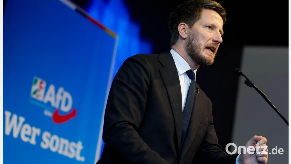 NRW-AfD-Chef Martin Vincentz stellte sich gegen Forderungen der AfD-Bundesspitze den Parteitag zur Bestimmung von Landtagswahlkandidaten abzubrechen und neu zu starten. Bild: Thomas Banneyer/dpa