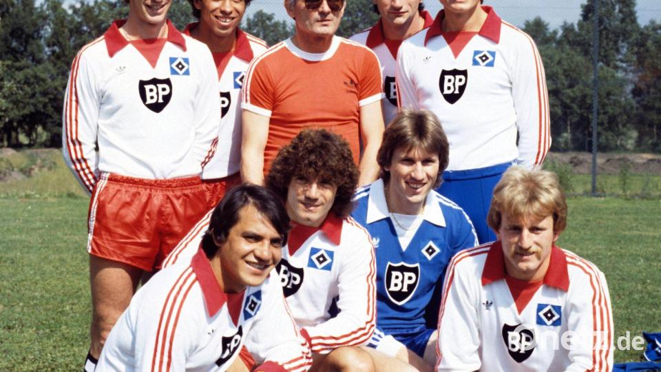 Kevin Keegan mit früheren Teamkollegen beim Hamburger SV. Bild: picture alliance / dpa