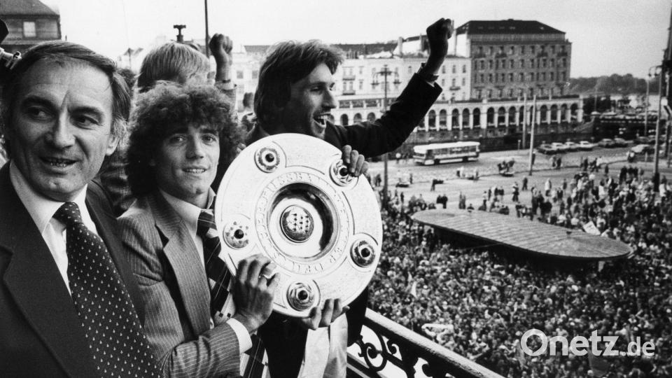 Kevin Keegan nach dem Gewinn der Meisterschaft mit dem HSV Bild: picture alliance / dpa
