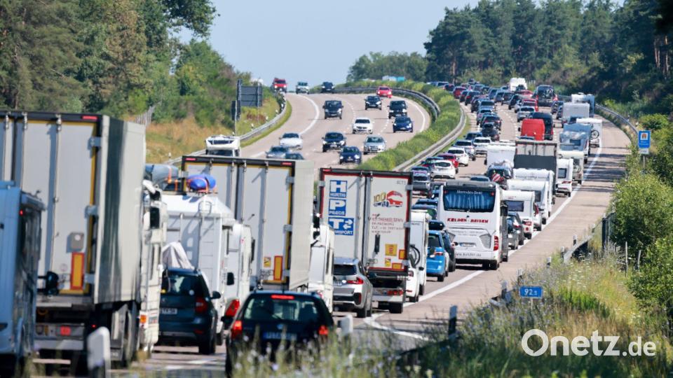 Der Verkehr in Deutschland wird dichter. (Foto:Archiv) Bild: Christian Butt/dpa