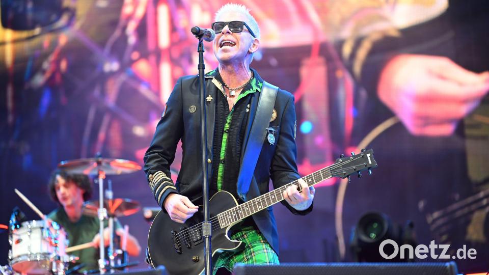 Offspring-Sänger Dexter Holland gibt Gas. Bild: Tobias Schwarzmeier