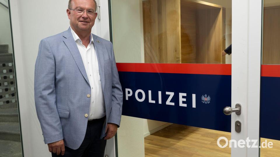 Braunaus Bürgermeister Johannes Waidbacher räumt ein, dass es eine 100-prozentige Lösung im Umgang mit dem Nazi-Erbe nicht gibt. Bild: Peter Kneffel/dpa