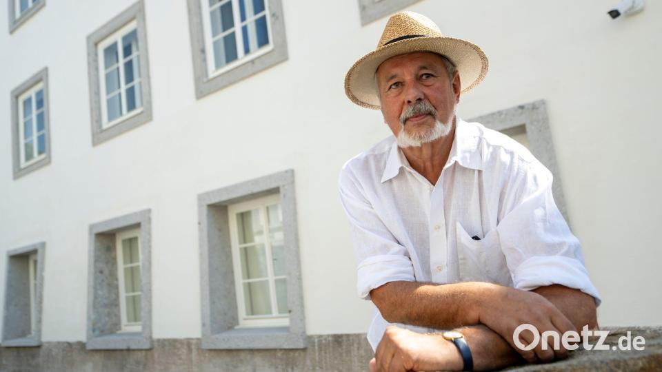 Der Historiker Florian Kotanko fordert zumindest eine mehrsprachige Info-Tafel zur Aufklärung über die Nazi-Gewaltherrschaft. Bild: Peter Kneffel/dpa