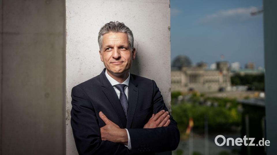 Aus dem Kanzleramt wird Thorsten Frei wohl bald ausziehen. (Archivbild) Bild: Michael Kappeler/dpa