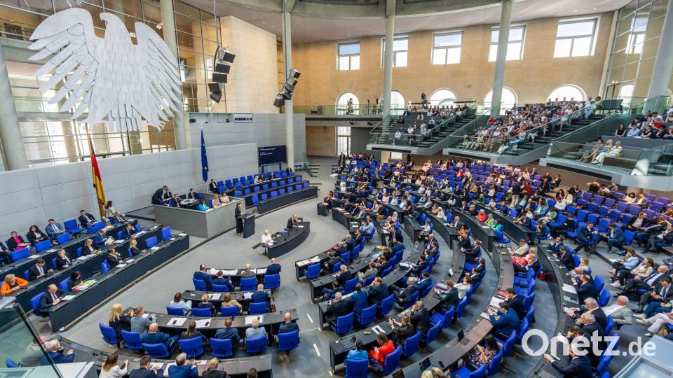 Der Bundestag hat bei Gesetzgebungsverfahren viel Spielraum. (Archivbild) Bild: Michael Kappeler/dpa