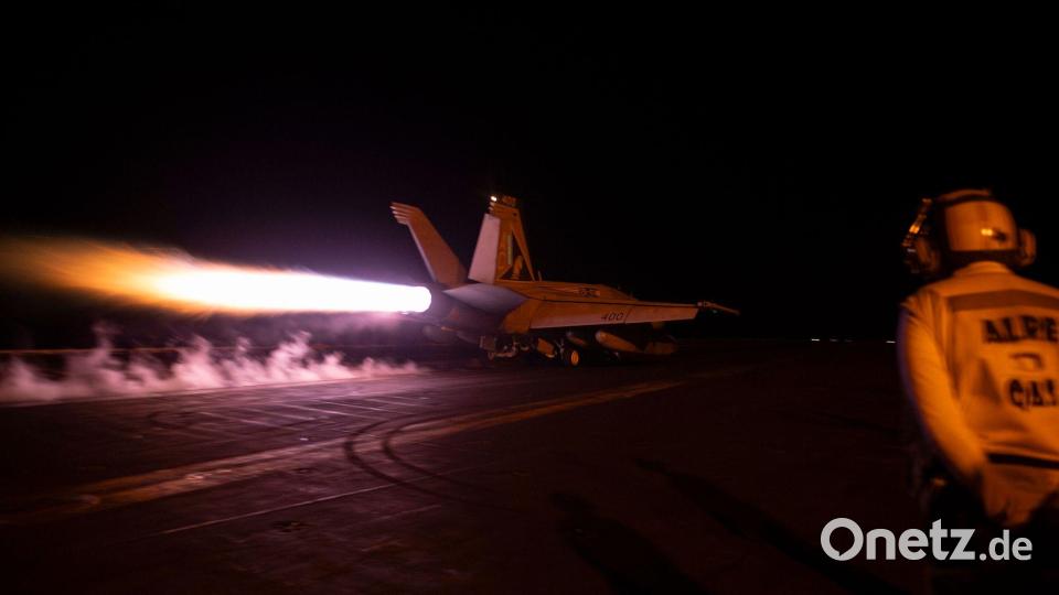 Das US-Militär hatte schon 2025 Ziele im Jemen angegriffen. (Archivbild) Bild: Mc3 Janae Chambers/U.S. Navy/Zuma Press/dpa