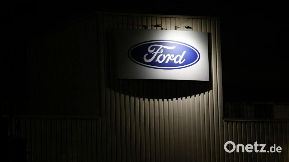 Ford-Logo am Kölner Werk Bild: Thomas Banneyer/dpa
