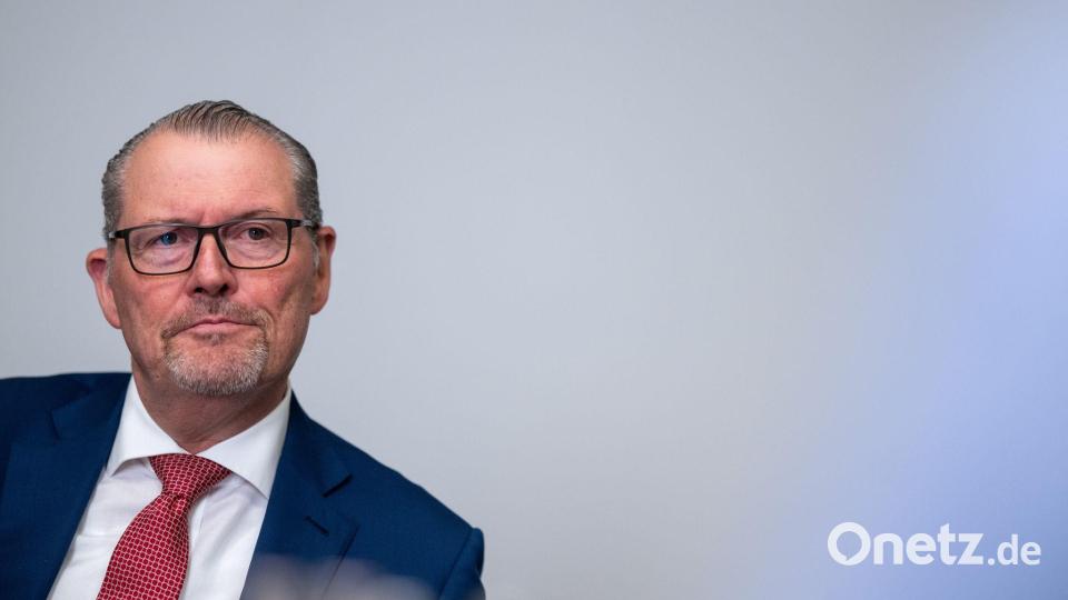 Arbeitgeberpräsident Rainer Dulger Dulger sieht bei den politischen Rändern mit extrem rechts und extrem links „keine Lösungsansätze“. Bild: Sebastian Gollnow/dpa