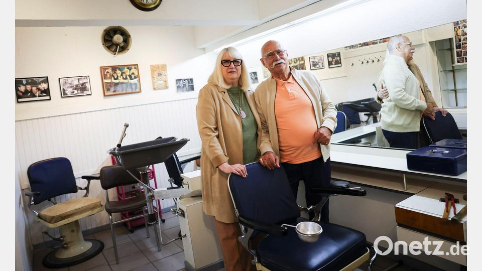 In diesem Stuhl saßen Anfang der 1960er Jahre die Beatles. Bild: Christian Charisius/dpa