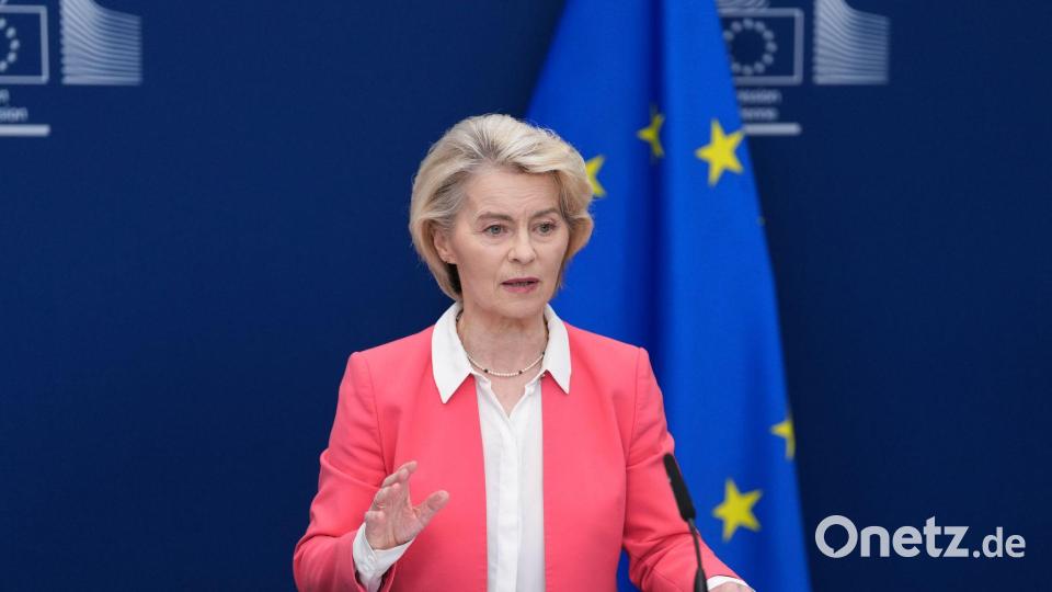 EU-Kommissionspräsidentin Ursula von der Leyen hatte sich zuletzt klar für strengere Regeln in den sozialen Netzwerken zum Kinder- und Jugendschutz ausgesprochen. (Archivbild) Bild: Marius Burgelman/AP/dpa