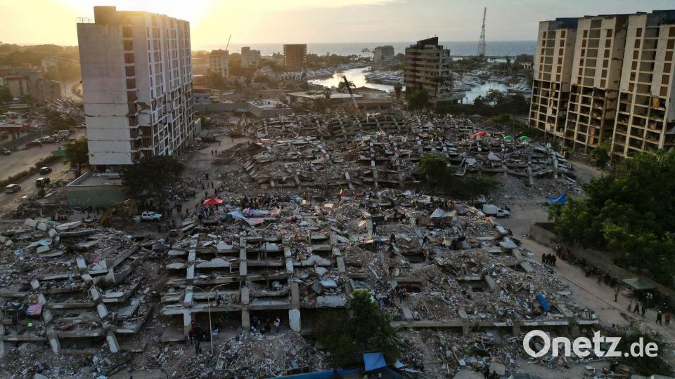 Hunderte Gebäude wurden zerstört. (Archivbild) Bild: Ariana Cubillos/AP/dpa