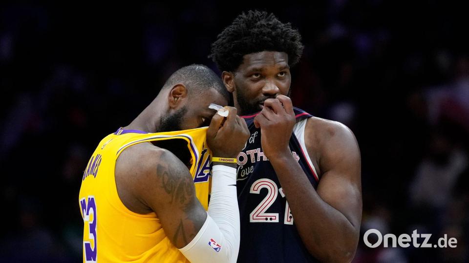 Holen sie den Titel nach Philadelphia? LeBron James (l) und Joel Embiid. (Archivbild) Bild: Matt Slocum/AP/dpa