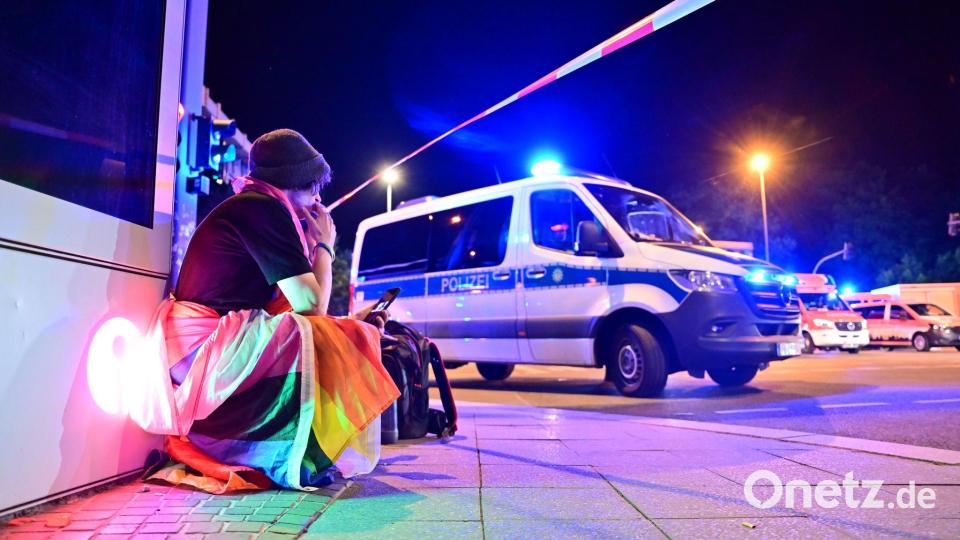 Die CSD Veranstaltung war nach dem Vorfall am Samstagabend abgebrochen worden. Bild: Sebastian Gollnow/dpa