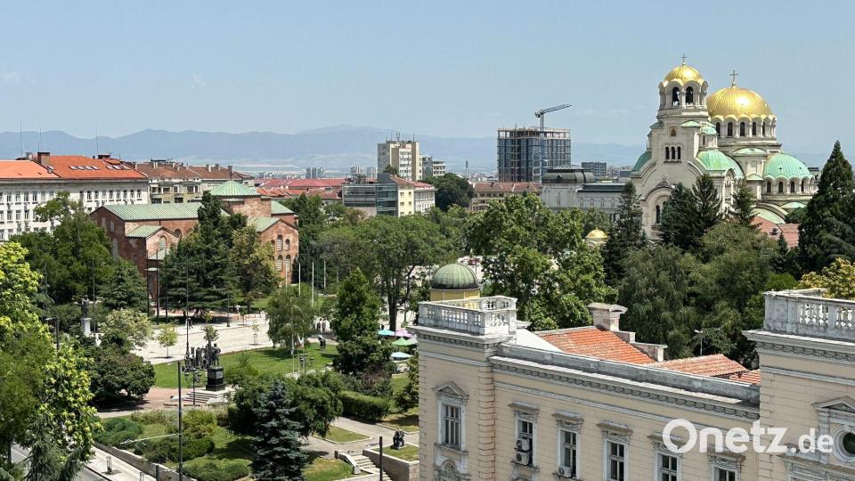 Blick auf die Kuppel der Alexandar-Newski-Kathedrale in Sofia. (Archivbild) Bild: Silvia Stammer/dpa-tmn