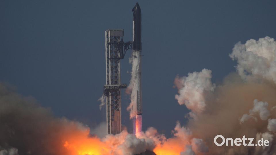 Die Rakete „Starship“ von SpaceX startet von der Starbase in Texas zu einem Testflug. Bild: Eric Gay/AP/dpa