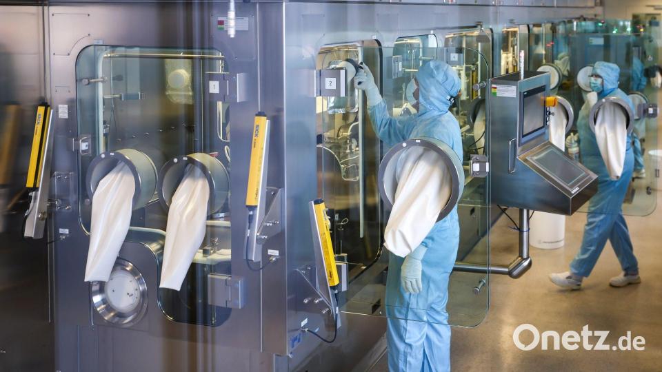 Der Pharmakonzern Merz will mehr als 100 Millionen Euro in seinen Standort Dessau-Roßlau investieren und dort rund 150 zusätzliche Arbeitsplätze schaffen. (Archivbild) Bild: Jan Woitas/dpa