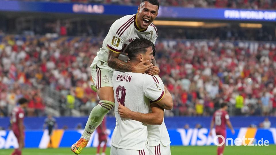 Spanien steht im Viertelfinale der WM. Bild: Julio Cortez^/AP/dpa