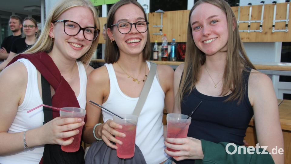 Leckere Drinks und gute Laune waren angesagt. Bild: Konrad Rosner