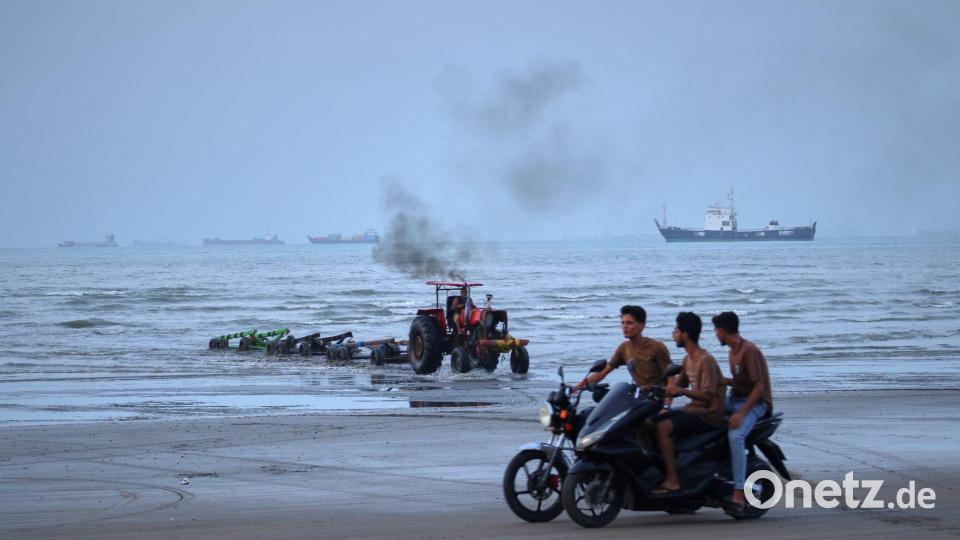Leben an der Straße von Hormuz Bild: Razieh Poudat/ISNA/AP/dpa