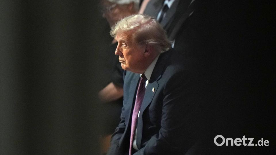 Verliert mit Graham einen langjährigen Verbündeten: US-Präsident Trump Bild: Alex Brandon/AP/dpa