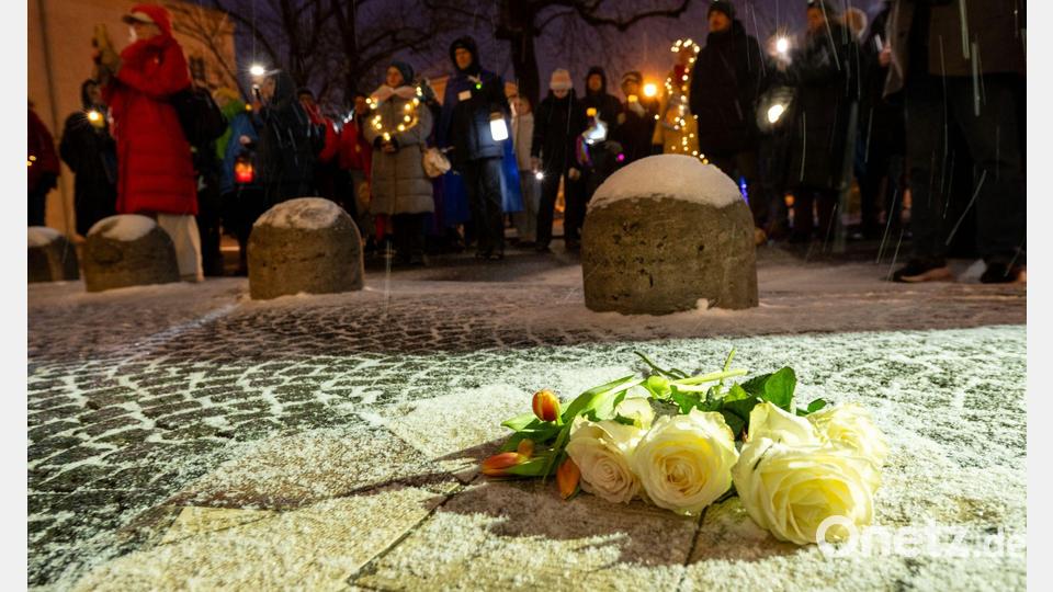 Die Tat, bei der eine Mutter und ihre zweijährige Tochter starben, hatte die Landeshauptstadt erschüttert. (Archivbild) Bild: Pia Bayer/dpa