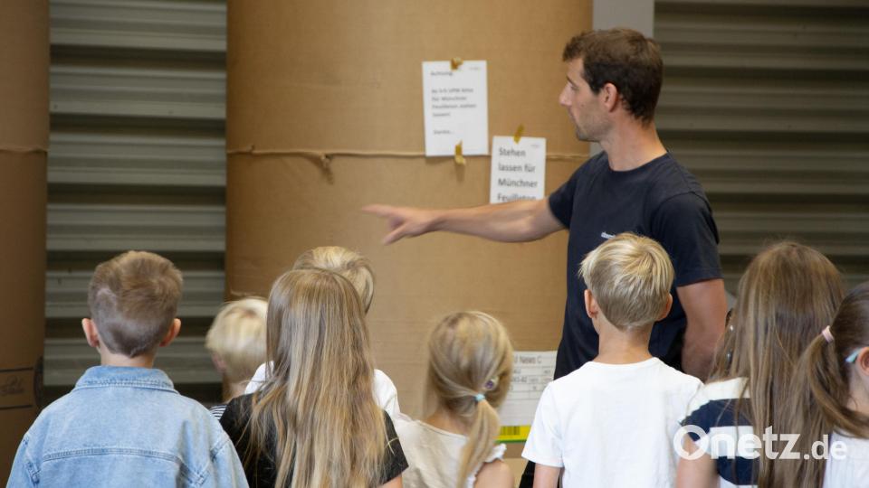 Grundschüler zeigten große Begeisterung für Zeitungsprodukte von Oberpfalz-Medien. Bild: Lea Zirkelbach
