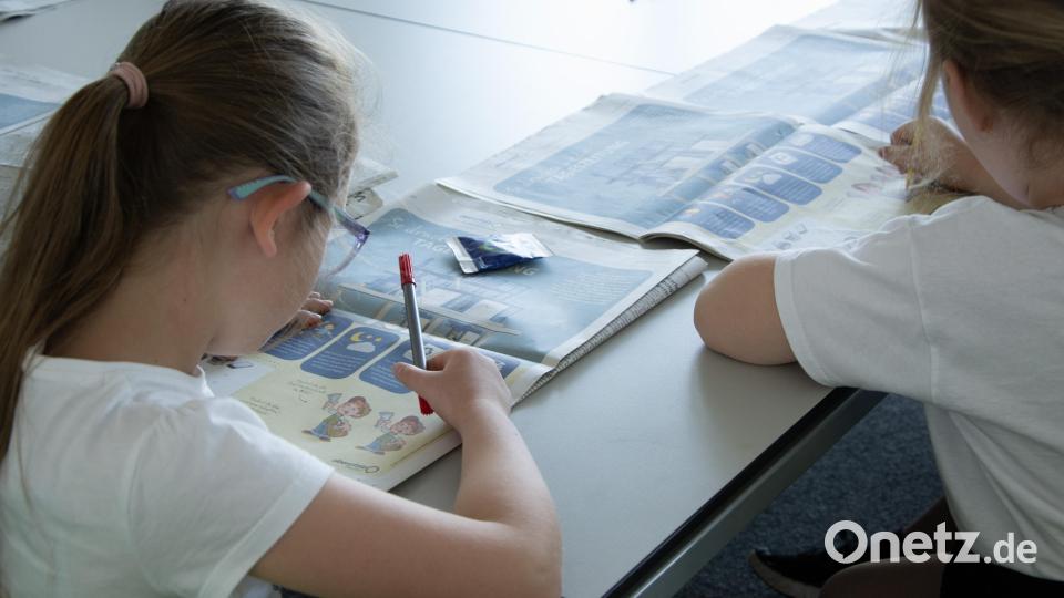 Grundschüler zeigten große Begeisterung für Zeitungsprodukte von Oberpfalz-Medien. Bild: Lea Zirkelbach