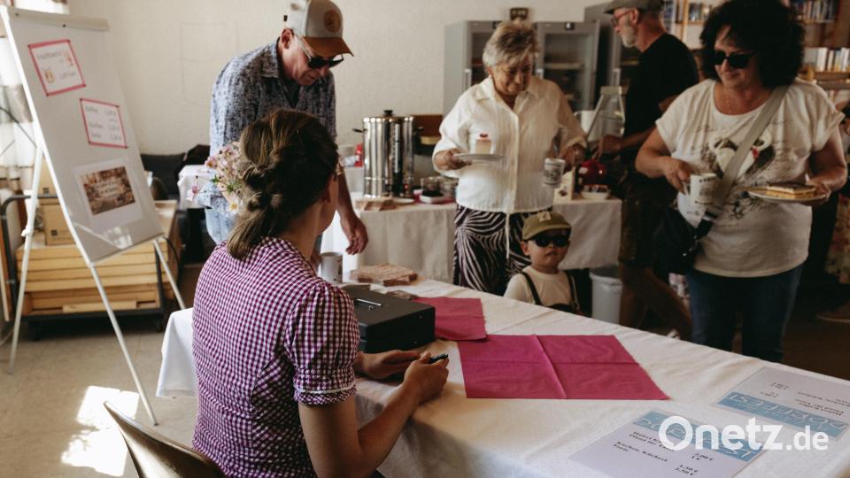 Auch beim Kaffee- und Kuchenverkauf war Nachmittag viel Andrang. Bild: Simone Reger
