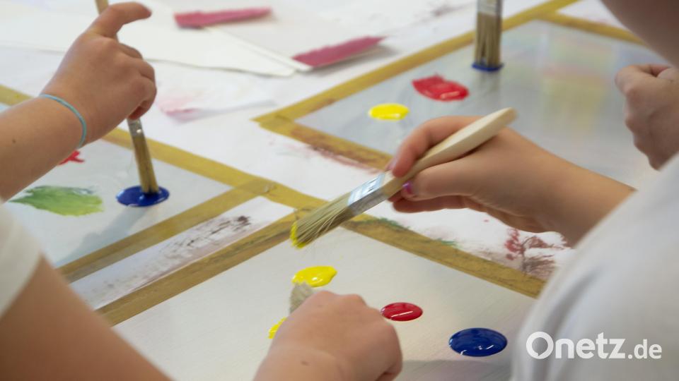 Grundschüler zeigten große Begeisterung für Zeitungsprodukte von Oberpfalz-Medien. Bild: Lea Zirkelbach