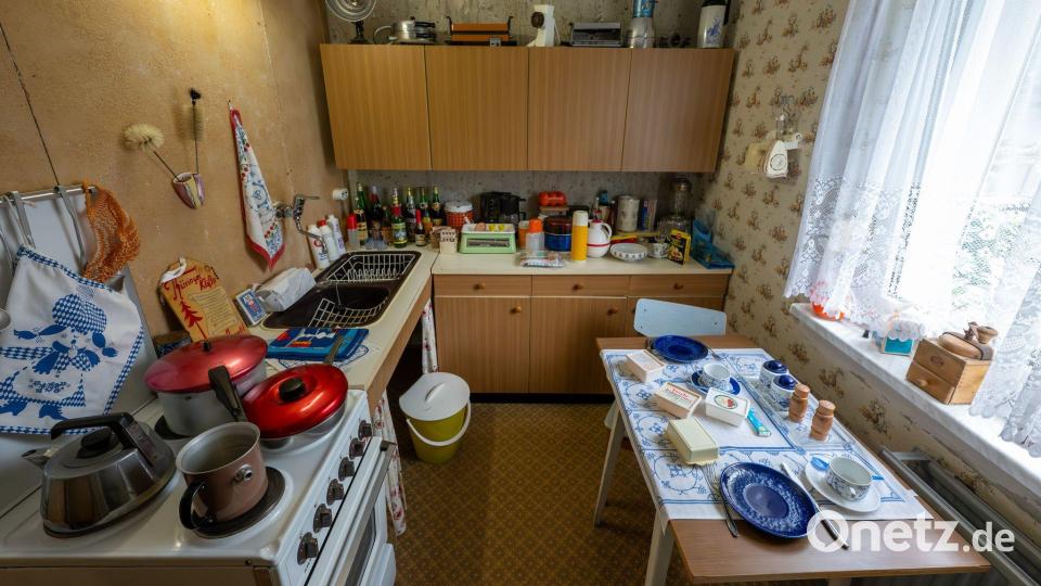 Kleine Zeitreise in eine Typische WBS-70-Wohnung. Bild: Soeren Stache/dpa