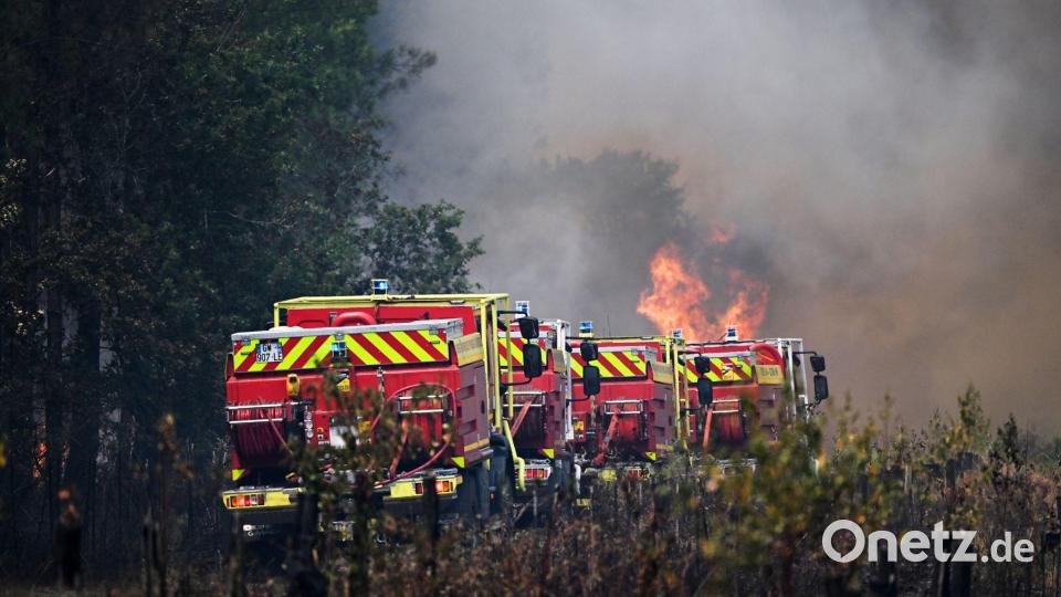 Die Waldbrände wüten auch ganz in der Nähe von Münchens Partnerstadt Bordeaux. Bild: Emma Da Silva/AP/dpa