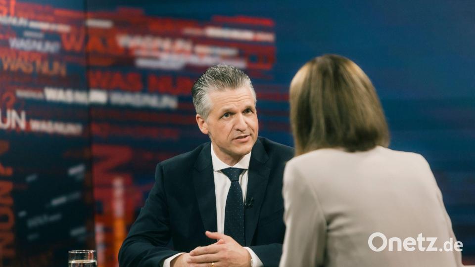 Der neue Unionsfraktionschef Thorsten Frei sieht keinen Autoritätsverlust bei Merz. Bild: Thomas Kierok/ZDF/dpa