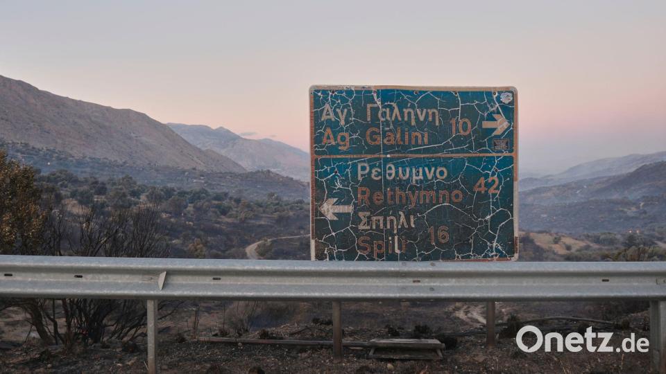 Auf Kreta kamen bislang zwei Feuerwehrleute ums Leben. Bild: Giannis Angelakis/AP/dpa
