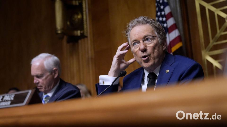 US-Senator Paul hat es auf Fauci abgesehen. (Archivbild) Bild: Manuel Balce Ceneta/AP/dpa